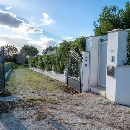 N272 - Numana, Meravigliosa Con Giardino E Vista Mare