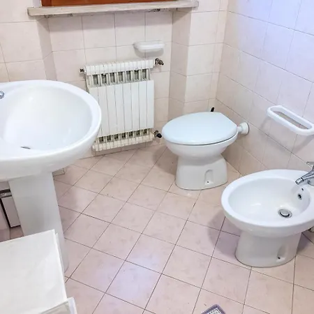 N272 - Numana, Meravigliosa Con Giardino E Vista Mare