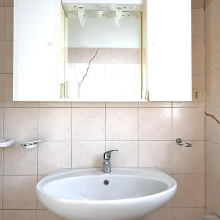 Appartement N272 - Numana, Meravigliosa Con Giardino E Vista Mare