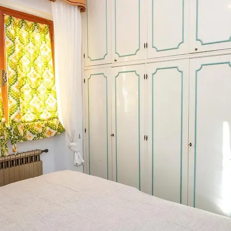 N272 - Numana, Meravigliosa Con Giardino E Vista Mare * نومانا