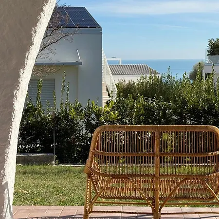 N272 - Numana, Meravigliosa Con Giardino E Vista Mare *