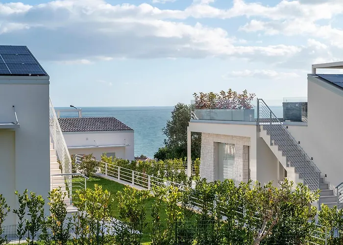 N272 - Numana, Meravigliosa Con Giardino E Vista Mare Apartment *